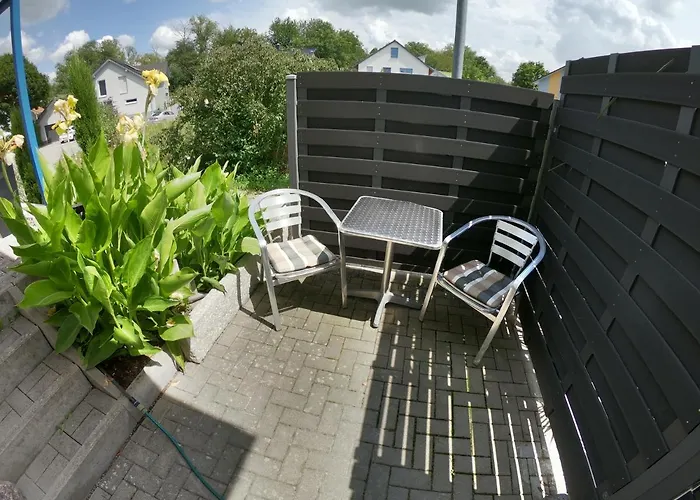 Moderne In 2 Zi, Naehe Rhein Und Messe Ka